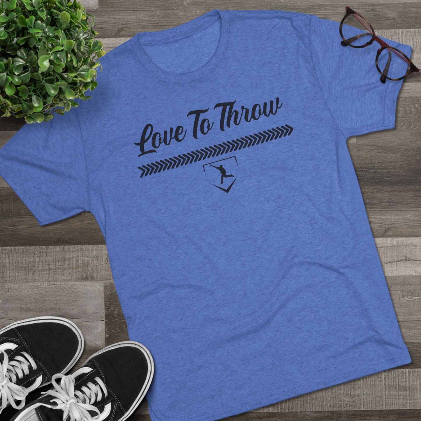 Love to Throw Graphic Tee | Black Lettering